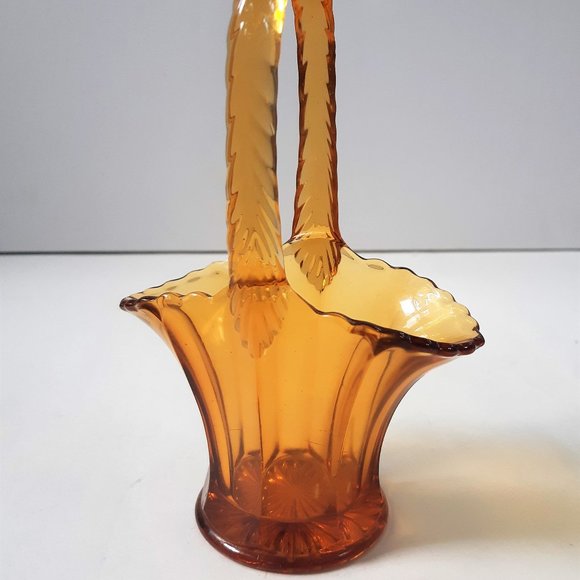VTG Amber Depresion Glass Bridal Basket Vase Paneled Scalloped Edge 30s Art Deco - Picture 1 of 10